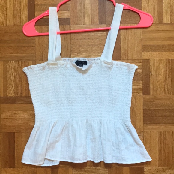 White crop top - Picture 1 of 3